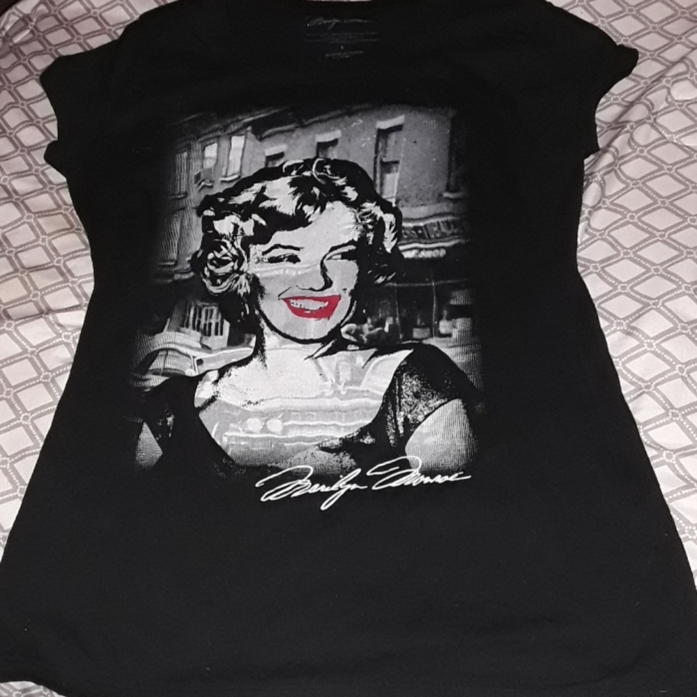 Marilyn Monroe fitted tee